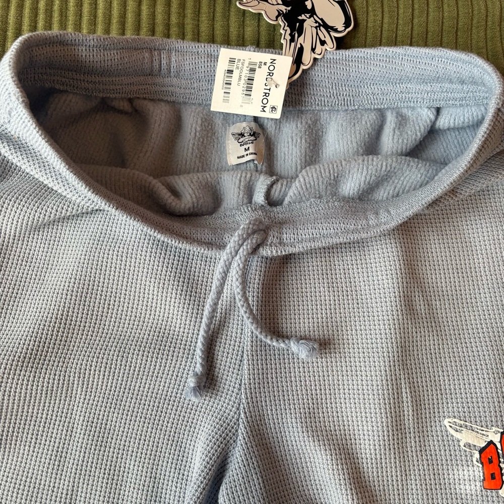 NWT BOYS LIE Fool Me Once Francis Waffle Knit Shorts Blue Sz M - Picture 4 of 12